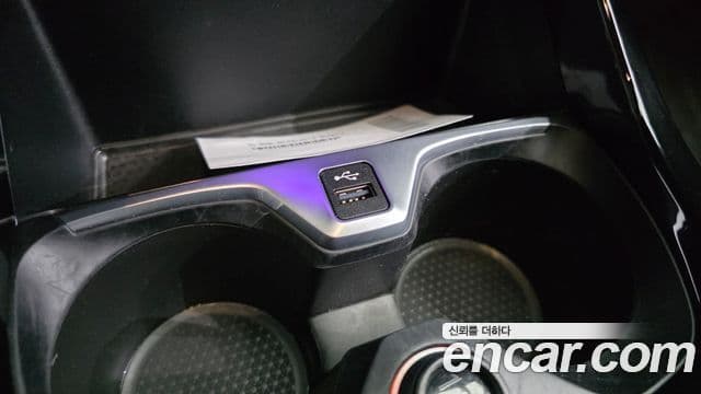 BMW 1 Series 2021 — Photo 28/30