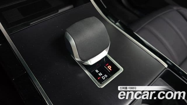 Land Rover Range Rover Evoque 2025 — фото 9 из 20