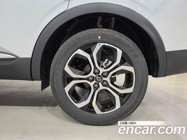 Renault Samsung Arkana 2025 — Фото 16/20