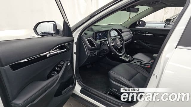 Kia Seltos 2025 — фото 10 из 20