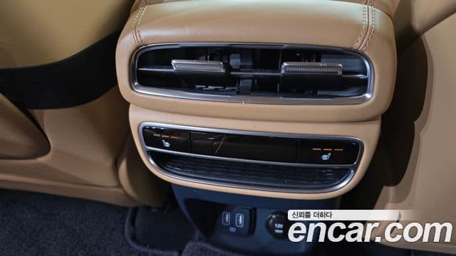 Genesis GV80 2020 — фото 18 из 20
