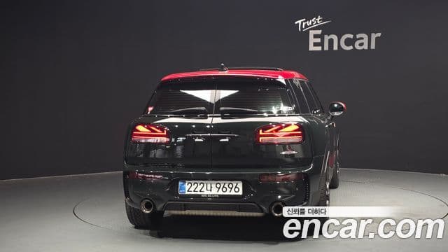Mini Cooper S Clubman 2023 — ფოტო 4/20