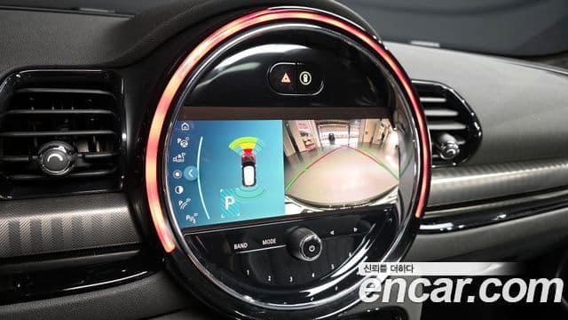 Mini Cooper S Clubman 2023 — фото 14 из 20