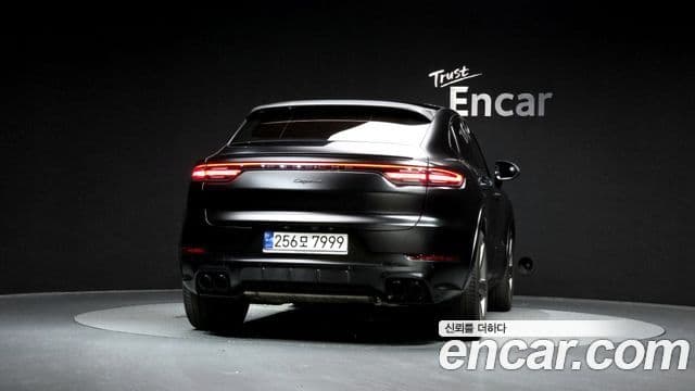 Porsche Cayenne 2023 — Şəkil 4/20