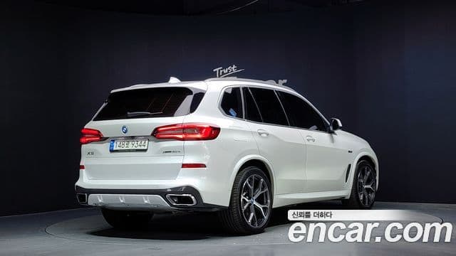 BMW X5 2022 — ფოტო 2/20