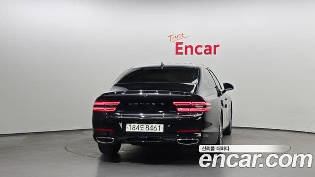 Genesis Electrified G80 2022 — фото 4 из 20