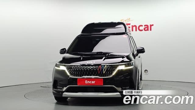 Kia Carnival 2022 — фото 3 из 20
