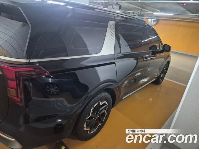 Kia Carnival, 2024