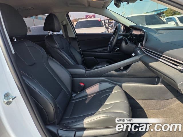 Hyundai Avante 2022 — Şəkil 13/20