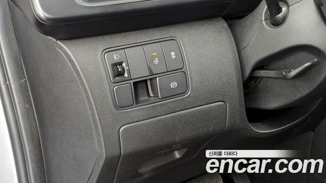 Hyundai Staria 2022 — Фото 16/20