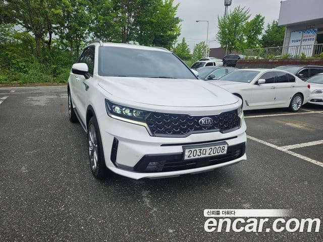 Kia Sorento 2021 — Фото 2/20