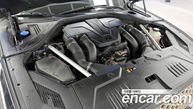 Genesis GV70 2021 — ფოტო 6/20