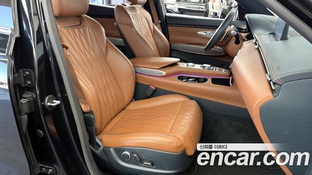 Genesis GV70 2021 — ფოტო 11/20