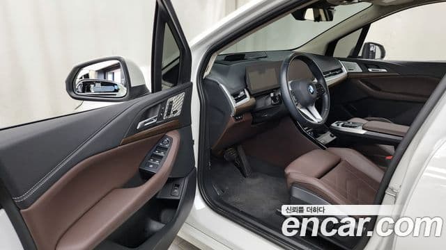 BMW 2 Series Active Tourer 2024 — ფოტო 10/20