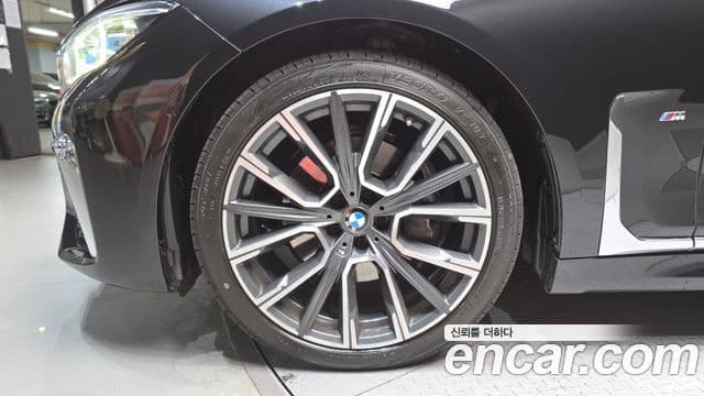 BMW 7 Series 2022 — Şəkil 5/20