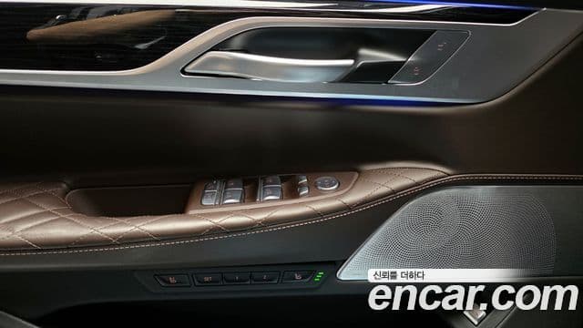 BMW 7 Series 2022 — Photo 26/30