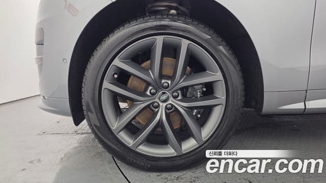 Land Rover Range Rover Sport 2024 — Photo 18/20