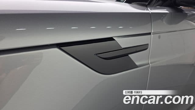 Land Rover Range Rover Sport 2024 — Photo 6/20