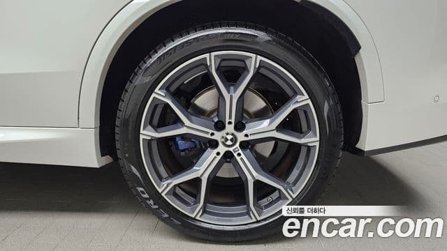BMW X5 2025 — Photo 7/32