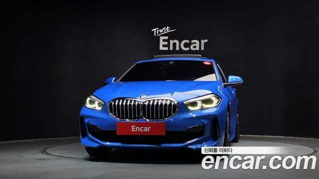 BMW 1 Series 2022 — Şəkil 3/20