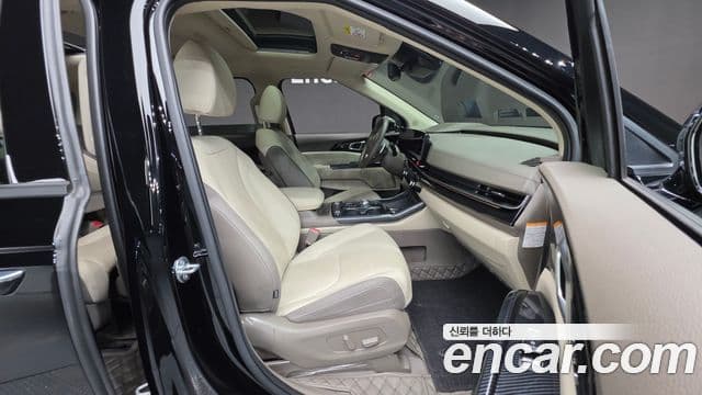 Kia Carnival 2024 — Şəkil 10/20