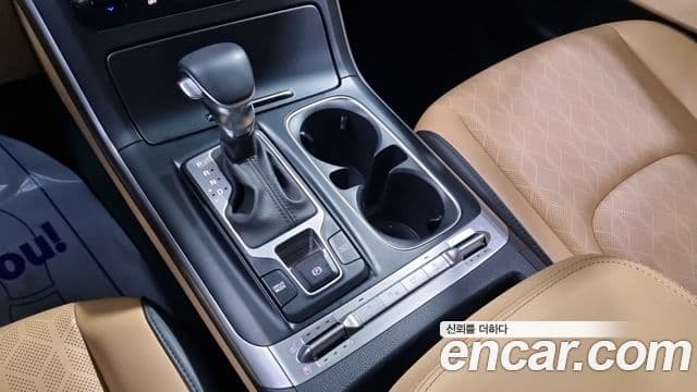 Kia Carnival 2023 — Şəkil 12/18