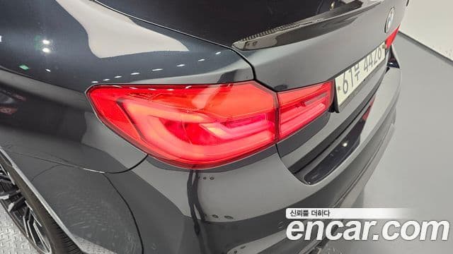 BMW M5 2019 — Photo 17/30