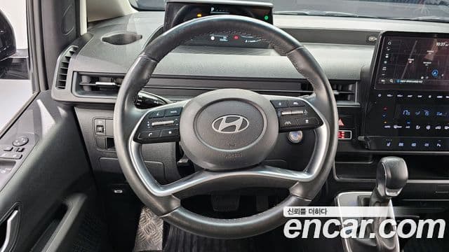 Hyundai Staria 2024 — Şəkil 13/20