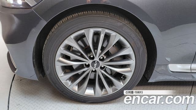 Kia The K9 2022 — фото 5 из 20