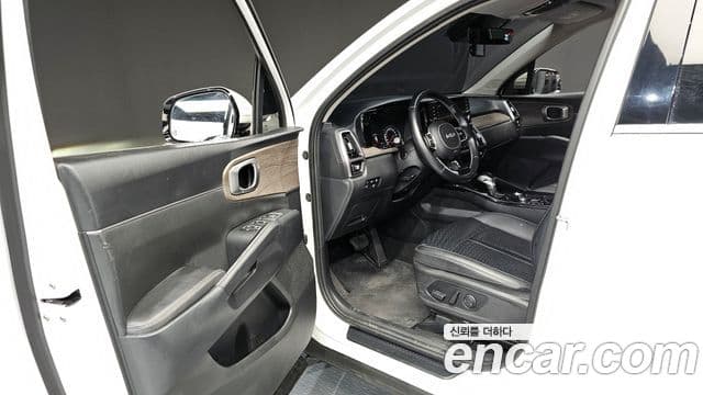 Kia Sorento 2022 — фото 10 из 20