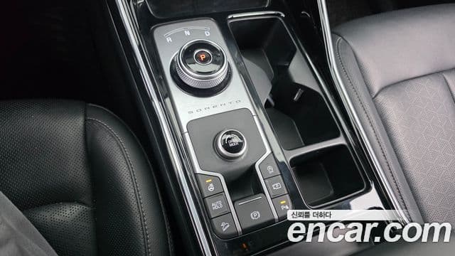 Kia Sorento 2022 — ფოტო 9/20