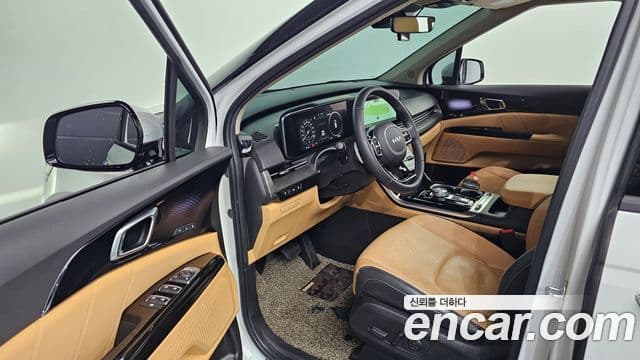 Kia Carnival 2023 — Фото 10/20