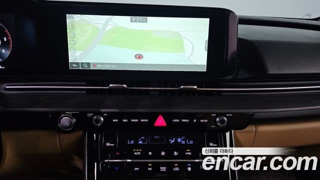 Kia Carnival 2023 — Фото 14/20