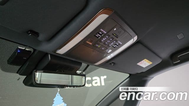 Toyota Alphard 2023 — Şəkil 19/20