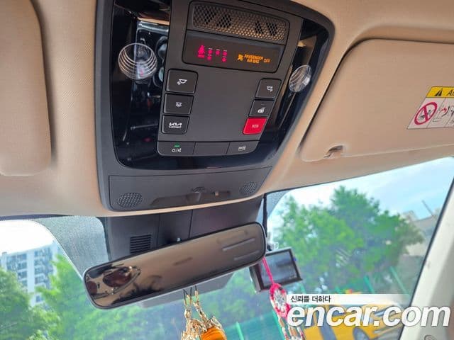 Kia Carnival 2023 — Фото 13/20