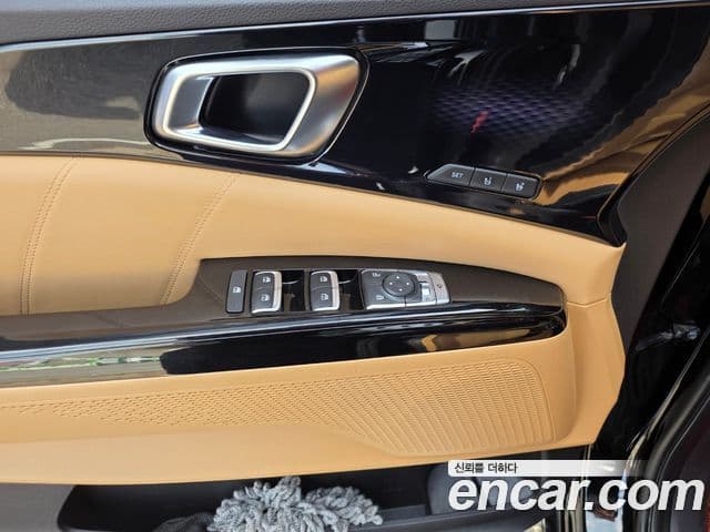 Kia Carnival 2023 — Фото 20/20