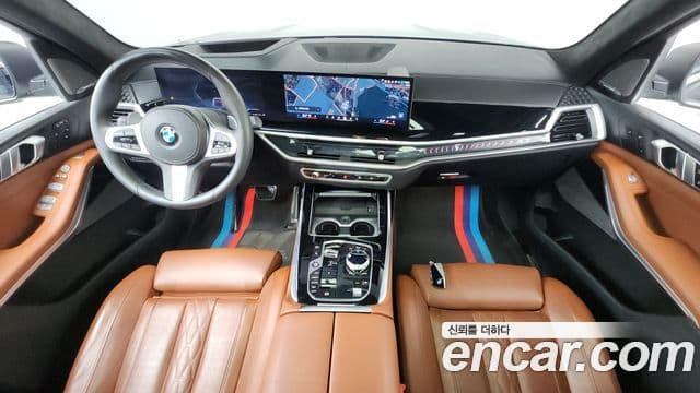 BMW X7 2024 — Photo 2/20