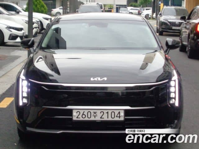 Kia K8, 2025