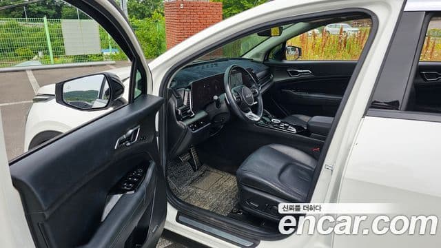 Kia Sportage 2023 — Фото 10/20