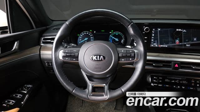 Kia K5 2020 — Фото 13/20