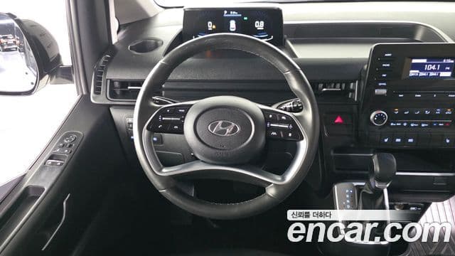 Hyundai Staria 2022 — Şəkil 13/20