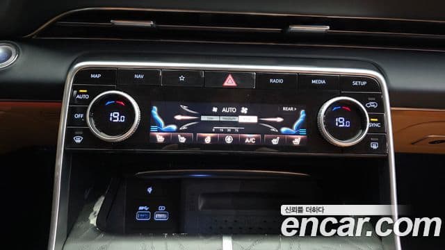 Genesis GV80 2023 — ფოტო 4/20