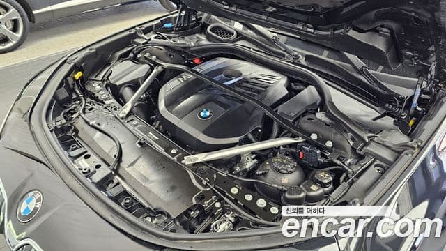 BMW 7 Series 2024 — ფოტო 6/20