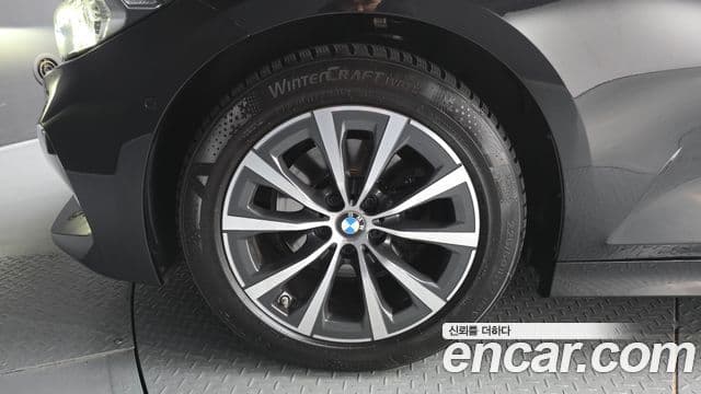 BMW 3 Series 2023 — Şəkil 5/20