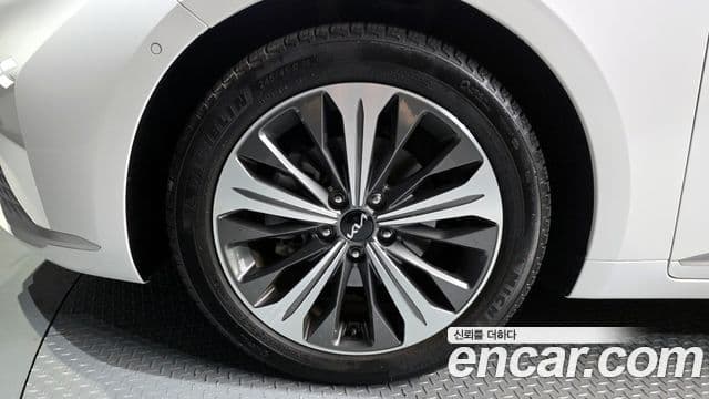 Kia K8 2021 — ფოტო 5/20