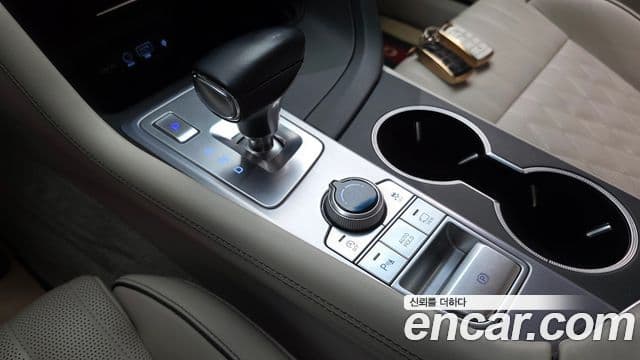 Genesis G70 2019 — ფოტო 8/20
