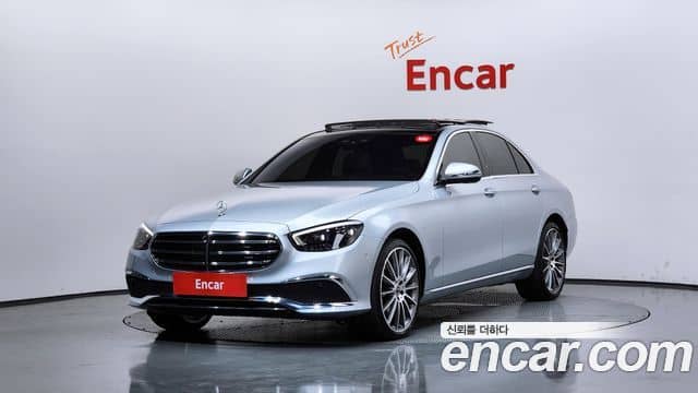 Mercedes-Benz E-Class, 2023
