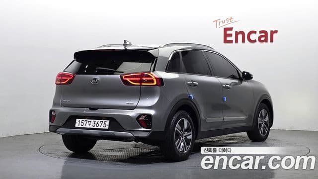 Kia Niro 2019 — Şəkil 2/20