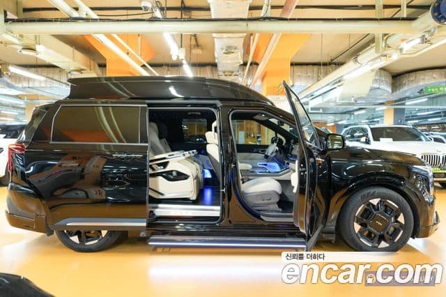Kia Carnival 2024 — ფოტო 17/20