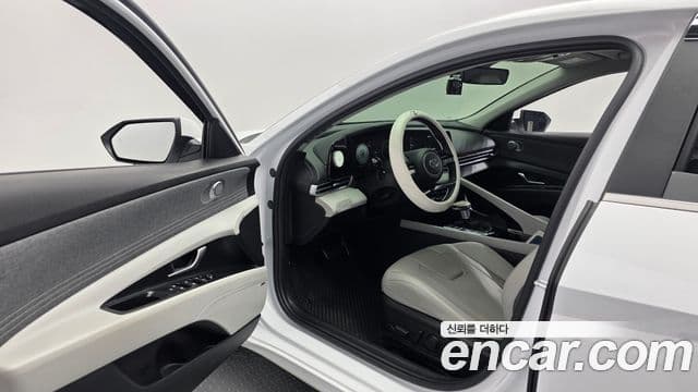 Hyundai Avante 2021 — ფოტო 10/20